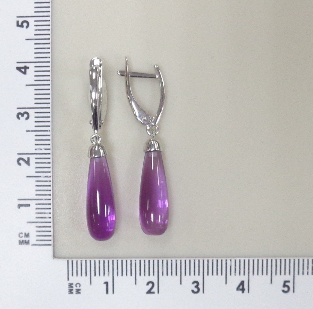 Серебряные серьги с аметистами